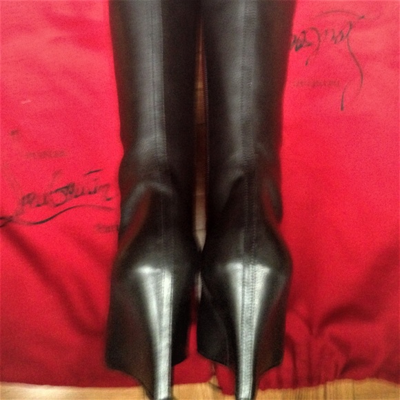 Reposhed—Christian Louboutin Wedge Black Leather Boots - Picture 8 of 8